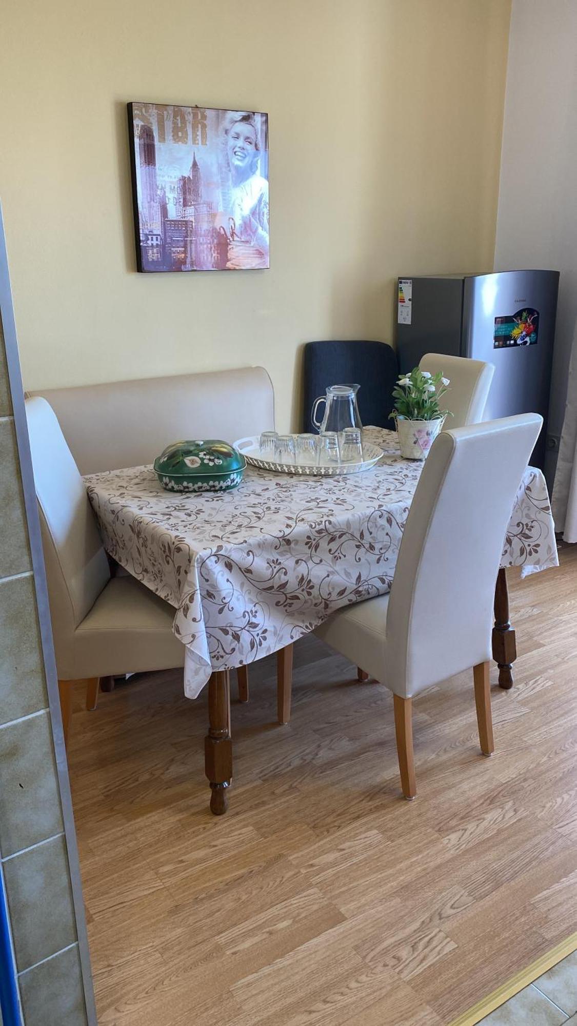 Family Apartments Vesna- 100 M Beach -Center Crikvenica Εξωτερικό φωτογραφία