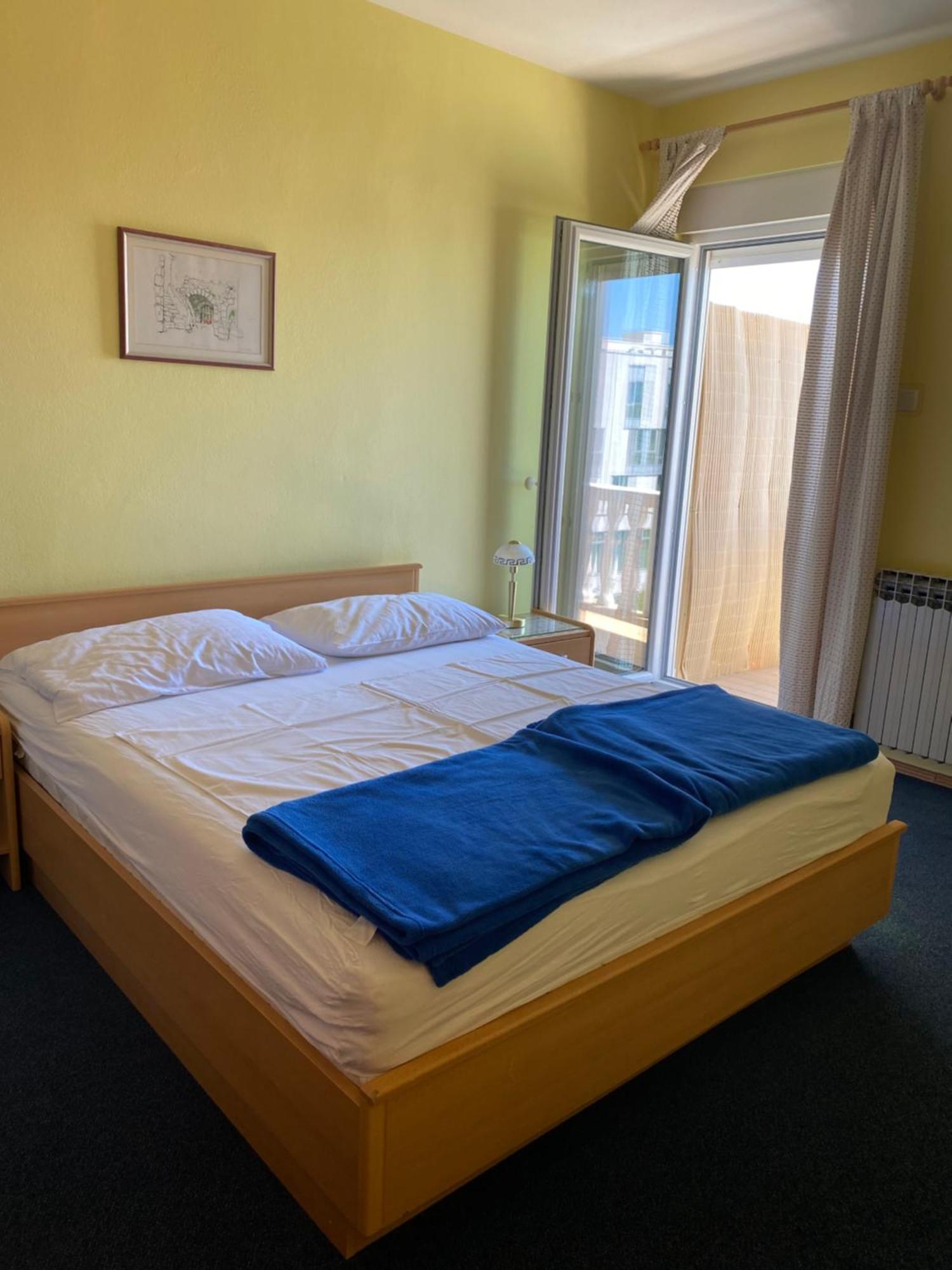 Family Apartments Vesna- 100 M Beach -Center Crikvenica Εξωτερικό φωτογραφία