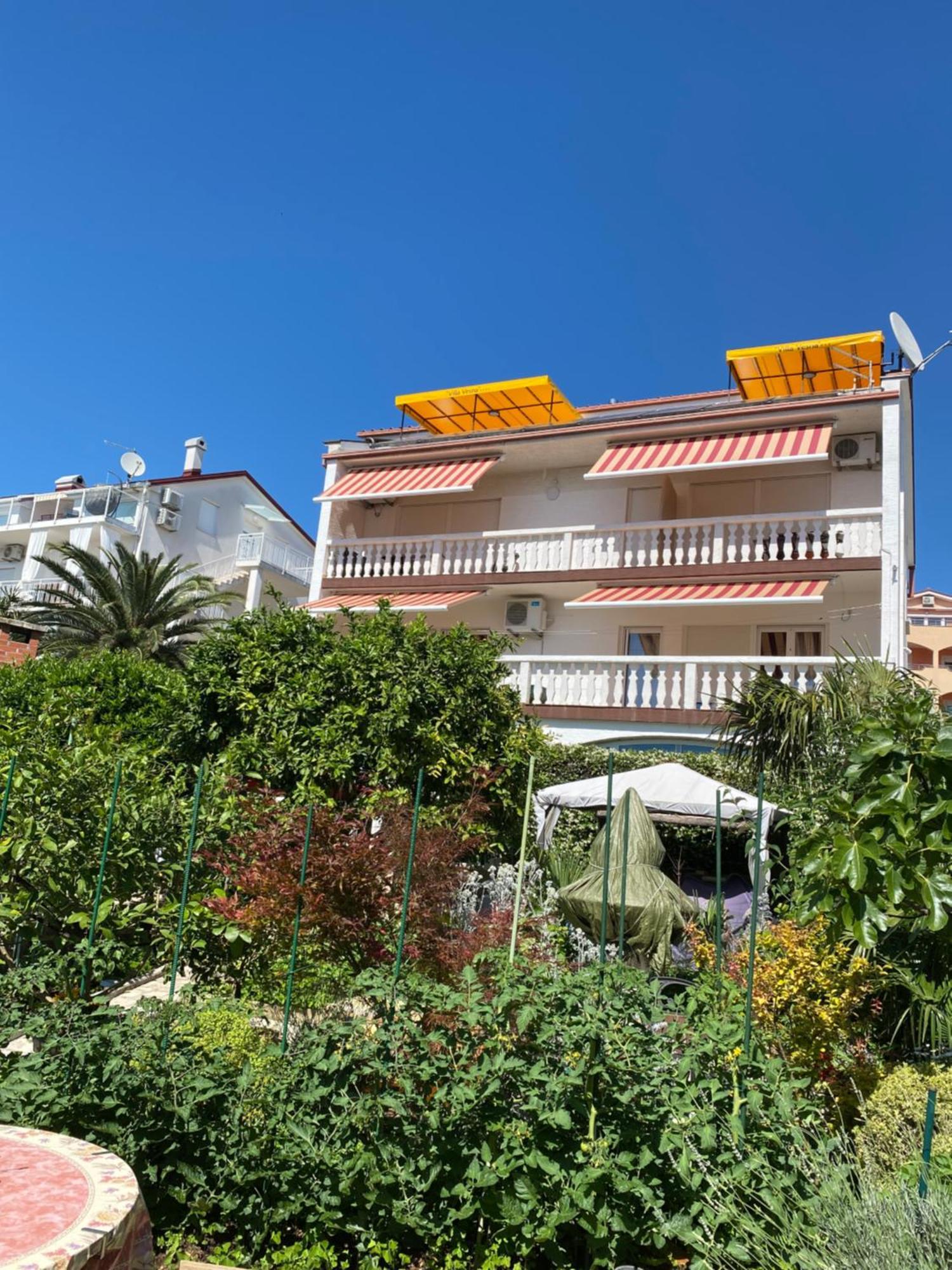 Family Apartments Vesna- 100 M Beach -Center Crikvenica Εξωτερικό φωτογραφία