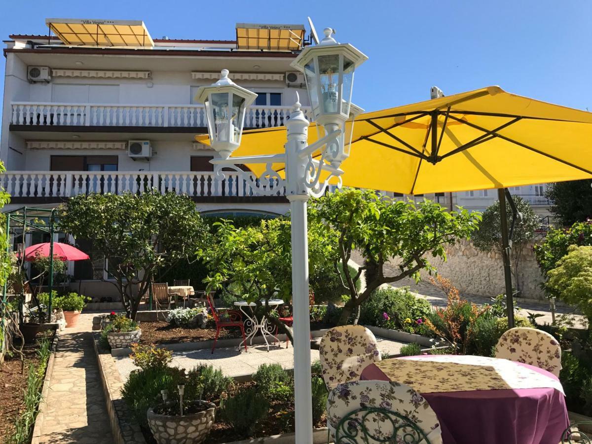 Family Apartments Vesna- 100 M Beach -Center Crikvenica Εξωτερικό φωτογραφία