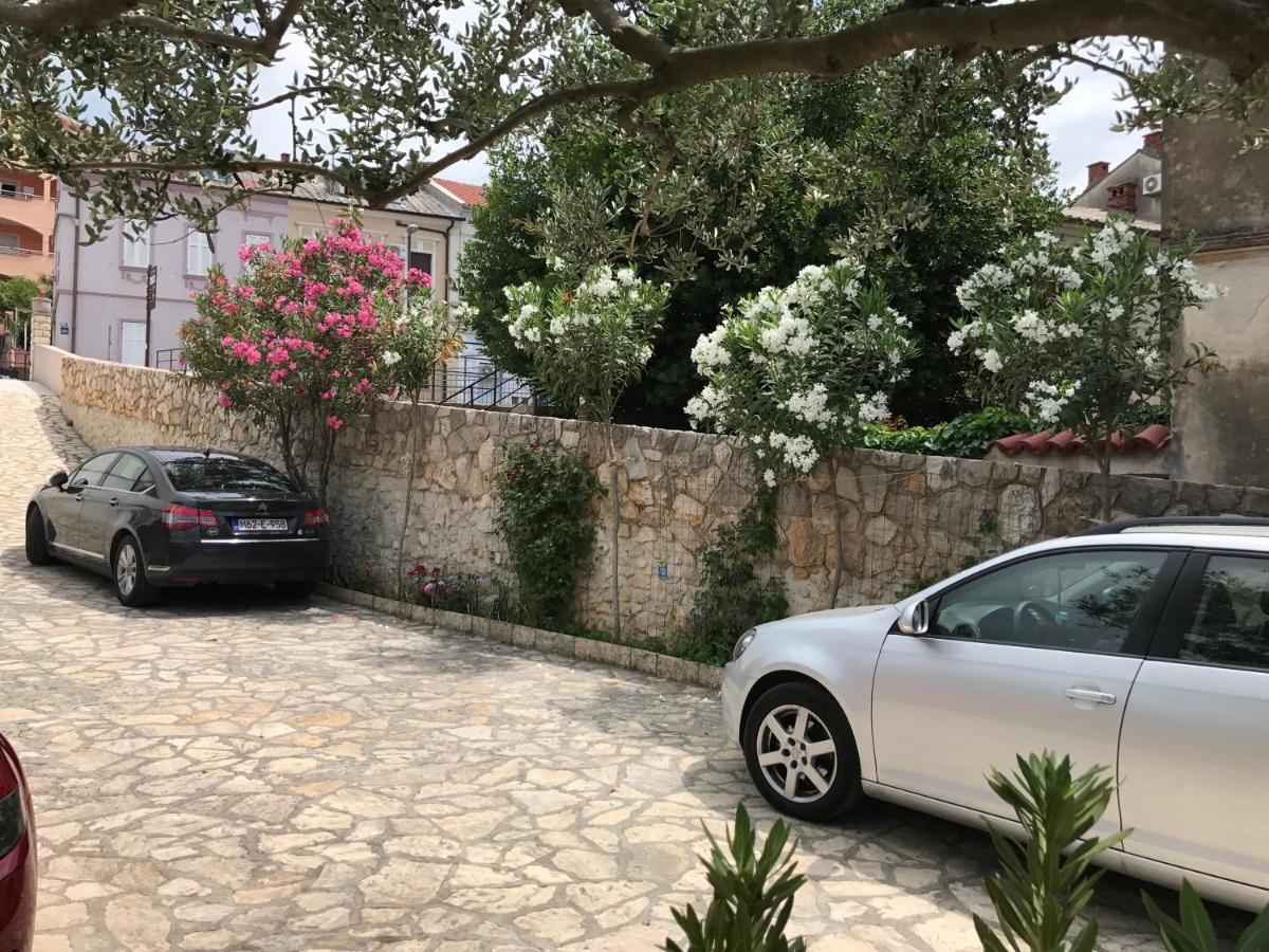 Family Apartments Vesna- 100 M Beach -Center Crikvenica Εξωτερικό φωτογραφία